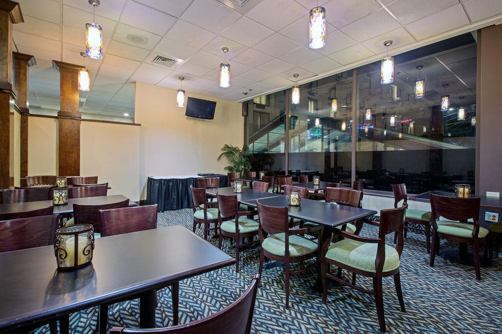 Fairfield Inn & Suites Springfield Enfield Exterior photo